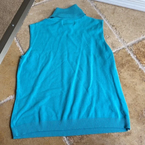 Nonveanx teal sleeveless turtleneck Great condition - Picture 5 of 10